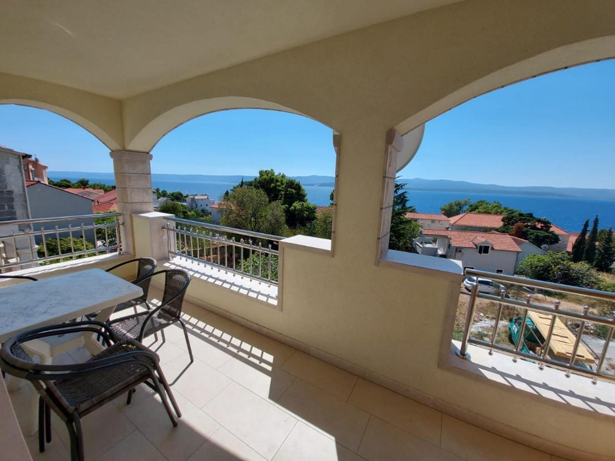 Apartments Gojevic Бол Экстерьер фото