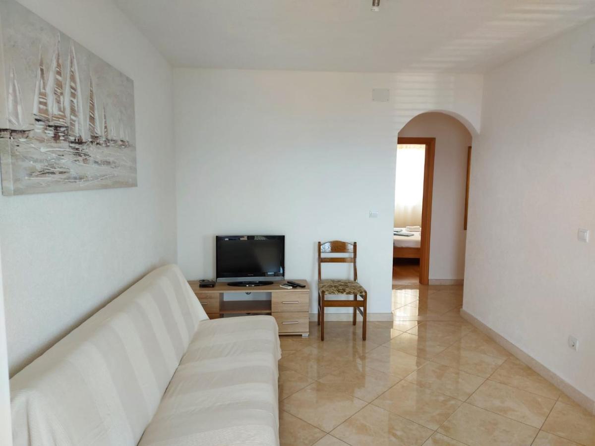 Apartments Gojevic Бол Экстерьер фото