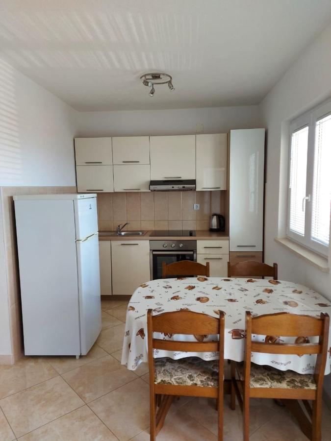 Apartments Gojevic Бол Экстерьер фото